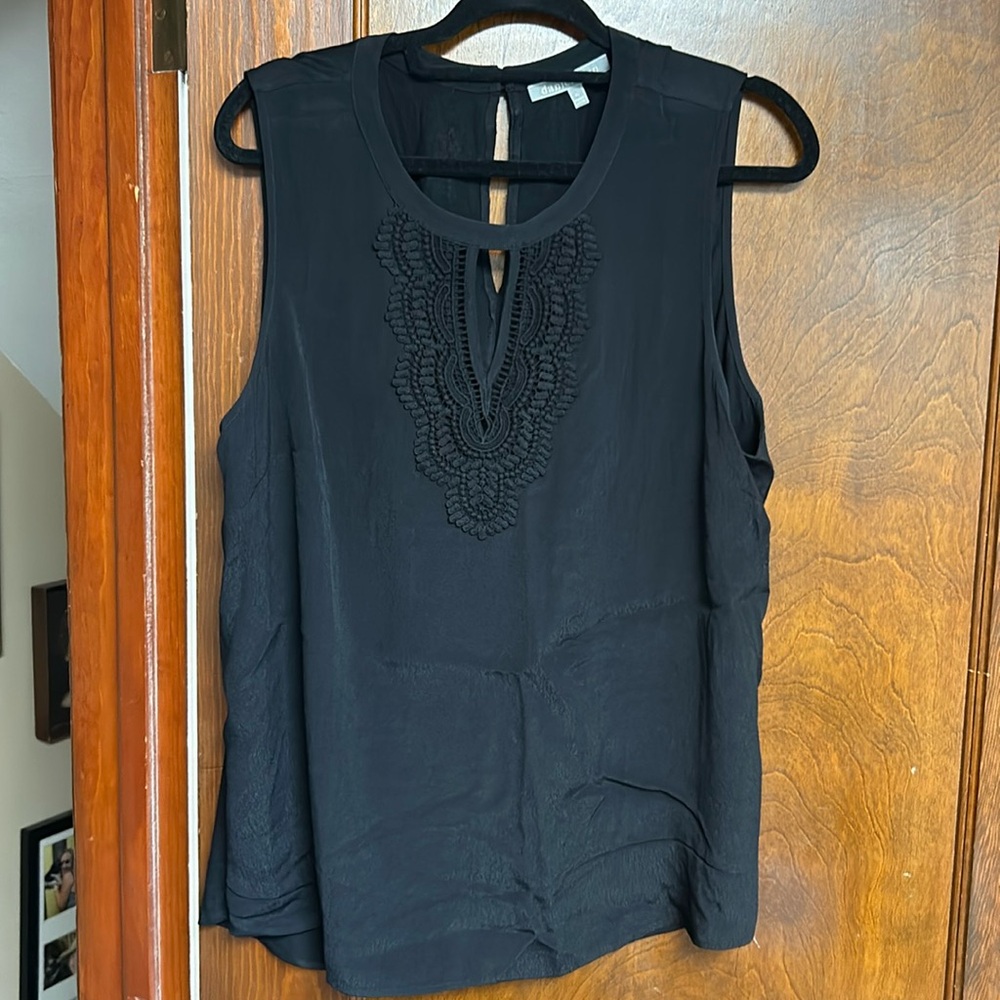 Daniel rainb crochet detail tank xl
